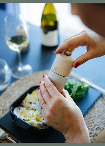 Мельница для перца Line 18 см Carbon Finish (39943) Peugeot (299775386)