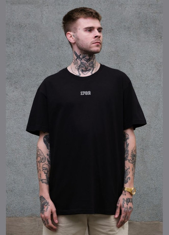 Чорна оверсайз футболка з принтом fight black Without