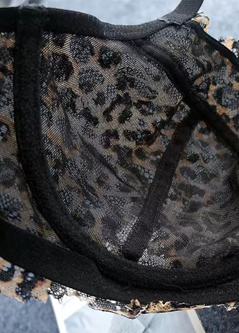 Чорний бюстгальтер мереживнй на кісточках mediolano FS з кісточками поліамід