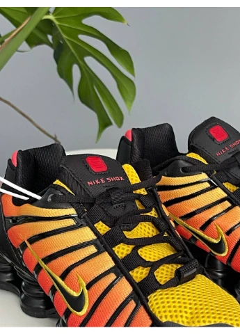Оранжевые демисезонные кроссовки мужские Nike Shox TL Black Orange Tiger | Найк Шокс ТЛ