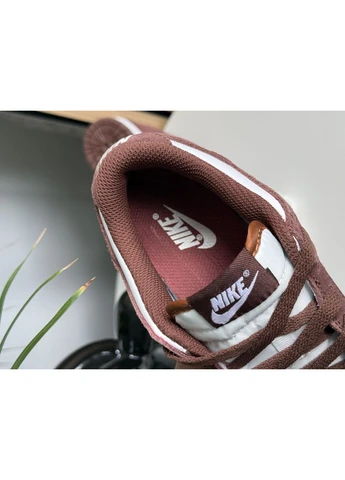 Кроссовки женские и мужские NIke SB Dunk Low Sail Red Sepia-Metallic Gold | Найк СБ Данк низкие коричневые No Brand коричневые демисезоны (392545787)