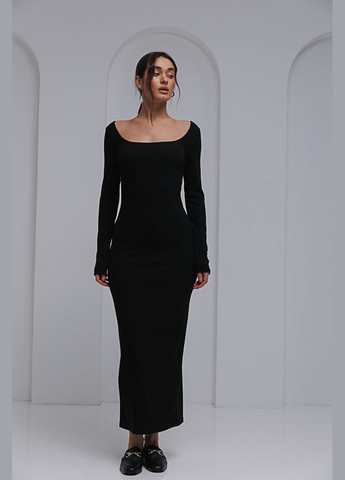 Черное платье из трикотажа в рубчик черное с квадратной горловиной Arjen