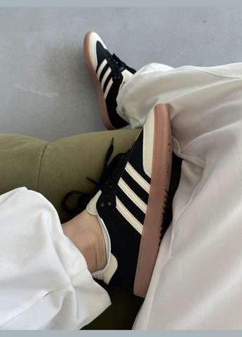 Чорні Осінні кросівки чоловічі і жіночі adidas samba black beige | адідас самба чорні бежеві No Brand