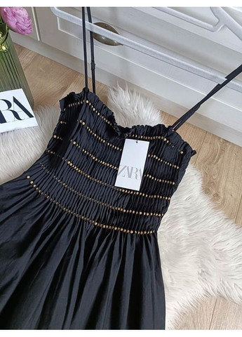 Чорна сукня з намистинaми Zara