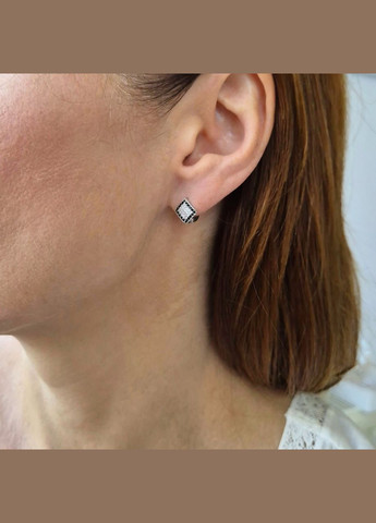 Серебряные серьги Ромб в белых и черных камнях серебро 925 пробы Родированное 2438р 1.75г No Brand (349443631)