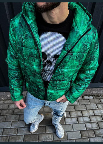 Комбінована демісезонна чоловіча яскрава куртка зеленого кольору з принтом No Brand