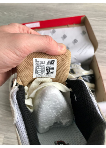 Білі Осінні кросівки чоловічі і жіночі new balance 1906d protection pack white | нью беланс 1906d білі No Brand