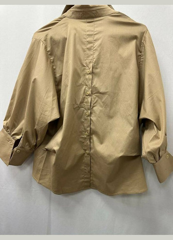 Сорочка жіноча бежева вільного крою з коміром і ґудзиками на спині MKAD7467-16 Modna KAZKA (336933589)