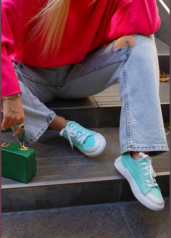 Зелені зеленого кольору на шнурівці Loretta Кеди жіночі