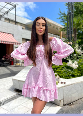 Розовое летнее лёгкое муслиновое платье с длинным рукавом и открытым декольте, короткое однотонне розовое платье на лето(100% хлопок) No Brand