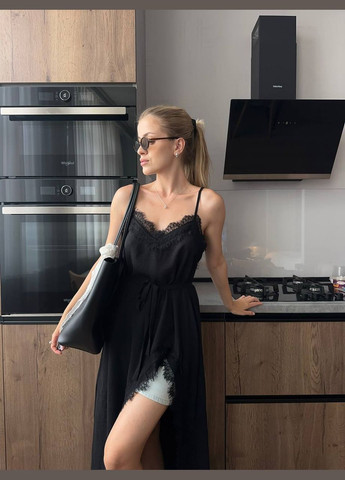 Черное вечерний сарафан с вырезом черного цвета 33925 клеш No Brand однотонное