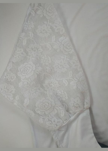 Біла жіноча блузка білого кольору з мереживом хл dagny Violana