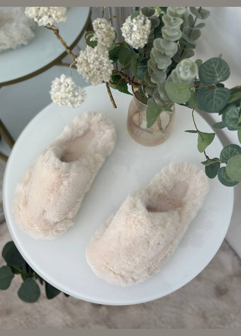 Молочные тапочки комнатные No Brand