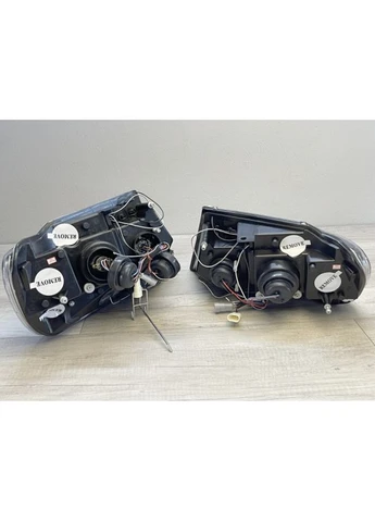 Фары передние JEEP Grand Cherokee (LPCH04) No Brand (381823453)