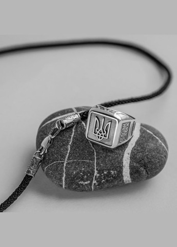 Шнурок на шию синтетичний із срібною застібкою з гербами України Каштан (342334974)