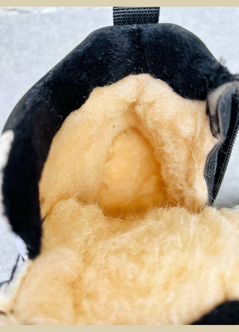 Черные стильные зимние кроссовки для девочки. Bessky