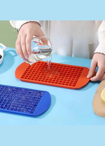 Набір силіконових форм для льоду Кубики 160 комірок 23х12 см 2 шт Червоно-синій (C051361-51362) No Brand (332211324)