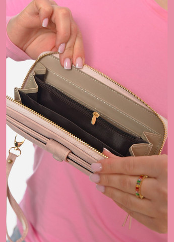 Гаманець жіночий з екошкіри рожевого кольору Let's Shop (323584647)