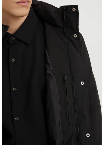 Черная демисезонная куртка fad21072-200 Finn Flare