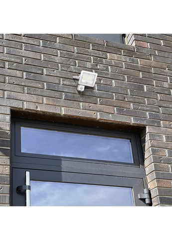 LED прожектор F2e 20W 5000K з датчиком руху та освітленості Videx (361067086)