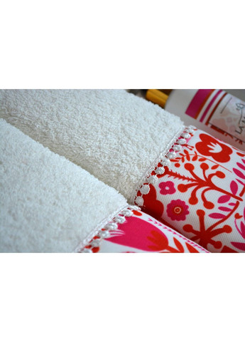 Подарочный набор полотенец с духами 30х50см+50х90см+70х140см La Maison комбинированный