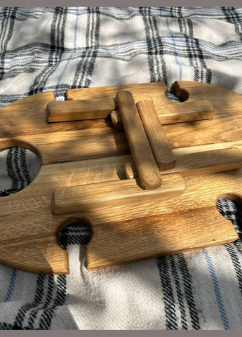 Винний Дубовий овальний столик на 4 бокали з отвором для пляшки 50x30 No Brand (330774765)