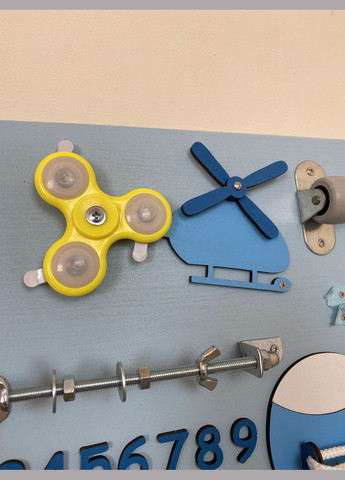 Развивающий бизиборд для мальчика 40х60 см No Brand (355890494)