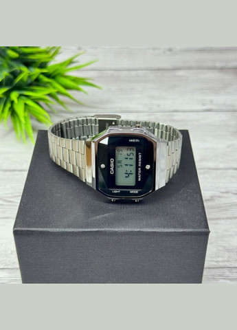 Наручний електронний годинник Retro illuminator (1002060) No Brand (339625216)