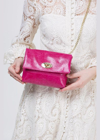 Клатч Фуксія - Італійський жіночий клатч з натуральної шкіри на ланцюжку з відкидним клапаном та поворотним замком TAKEASY (350612592)