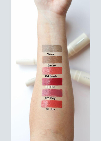 Румяна-стик Joy 01 4,5 г Farmasi (295931747)