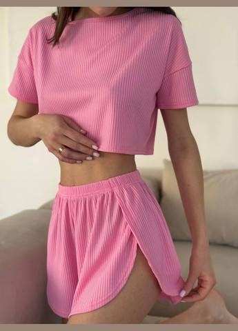 Рожева всесезон піжама жіноча в рубчик. літня піжама з шортами та футболкою. рожева піжама з вільними шортами No Brand