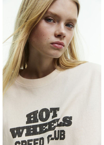 Светло-бежевая летняя женская футболка оверсайз с принтом н&м (56921) xs светло-бежевая H&M