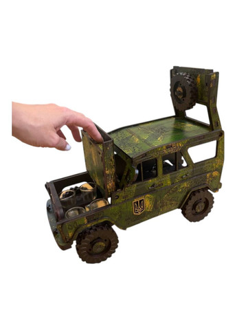 Подарочный Мини Бар Военная машина "Казак" 33x18x16.5 см. (4 рюмки). Отличный подарок! No Brand (363133025)
