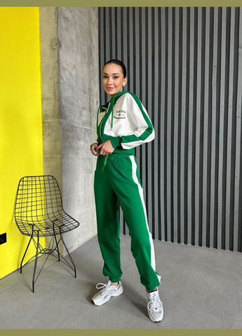 Жіночий спортивний костюм колір зелений р.42/44 450758 New Trend (282926801)