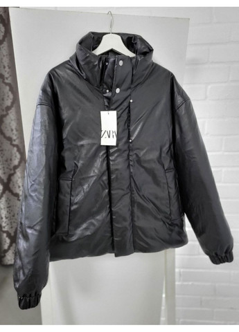 Чорна демісезонна стьобана куртка зі штучної шкіри Zara