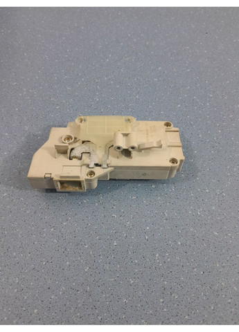 Замок люка для пральної машини 461973080483/07 ARISTON (364504247)