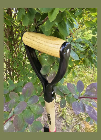 Лопата "американка" Master с деревянным черенком и металлической ручкой Vitals (325477722)