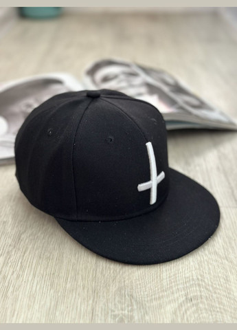Кепка снепбек (Snapback) с перевернутым крестом Черный 56-61р (9059) No Brand (295377097)