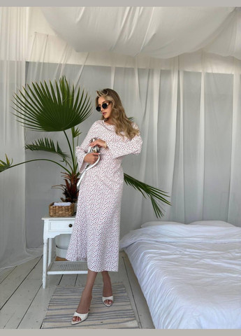 Белое повседневный платье женское - длина макси, с принтом JUGO с абстрактным узором