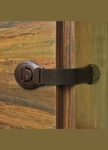 Набір дитячого захисту захист на меблі та розетки 9 предметів LELUNO (312000287)