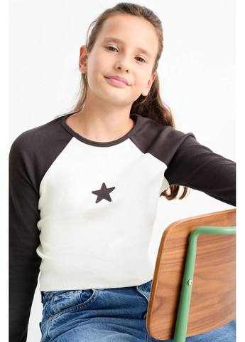 Разноцветный демисезонный кэжуал лонгслив C&A однотонный