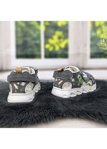 Серые повседневные босоножки детские для мальчика Jong Golf на липучке