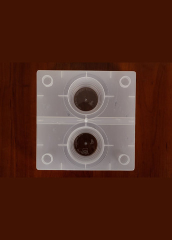 Кормушка для пчел прозрачная 23.5х23.5х7 см МЕД (299630665)