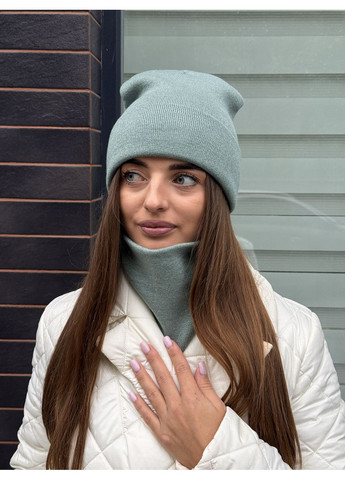 Молодіжний комплект шапка й баф жіночий STD (365811890)