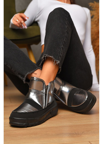 Черевики жіночі зимові сріблястого кольору Let's Shop (358883611)