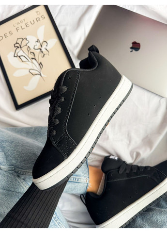 Чорно-білі Осінні кросівки чоловічі і жіночі dc shoes court graffik black white | дс шуз чорно-білі No Brand
