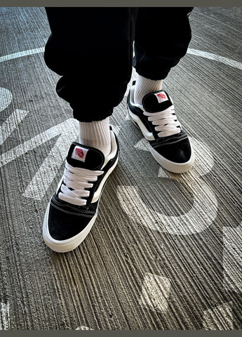Чорно-білі всесезон кросівки чоловічі і жіночі vans knu skool black white | ванс кну скул чорно-білі No Brand