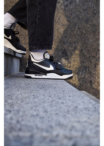Черные демисезонные кроссовки мужские nike air jordan legacy low black white найк аир джордан No Brand