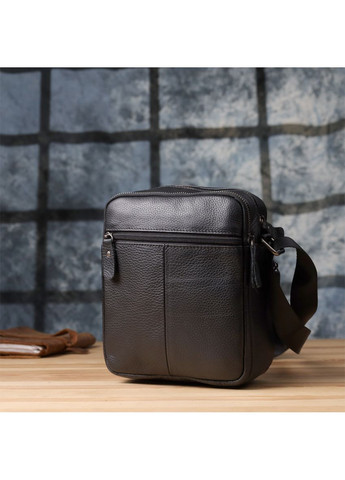 Містка чоловіча сумка на плече з натуральної шкіри 23022 Vintage (366880706)