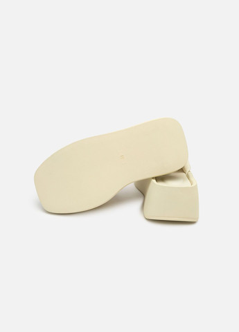 Молочные женские шлепанцы цвет молочный цб-00238329 No Brand